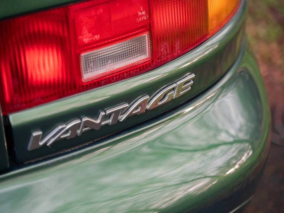 Image 11/27 de Aston Martin DB 7 Vantage (1999)