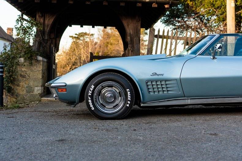 Image 14/50 of Chevrolet Corvette Stingray (1972)