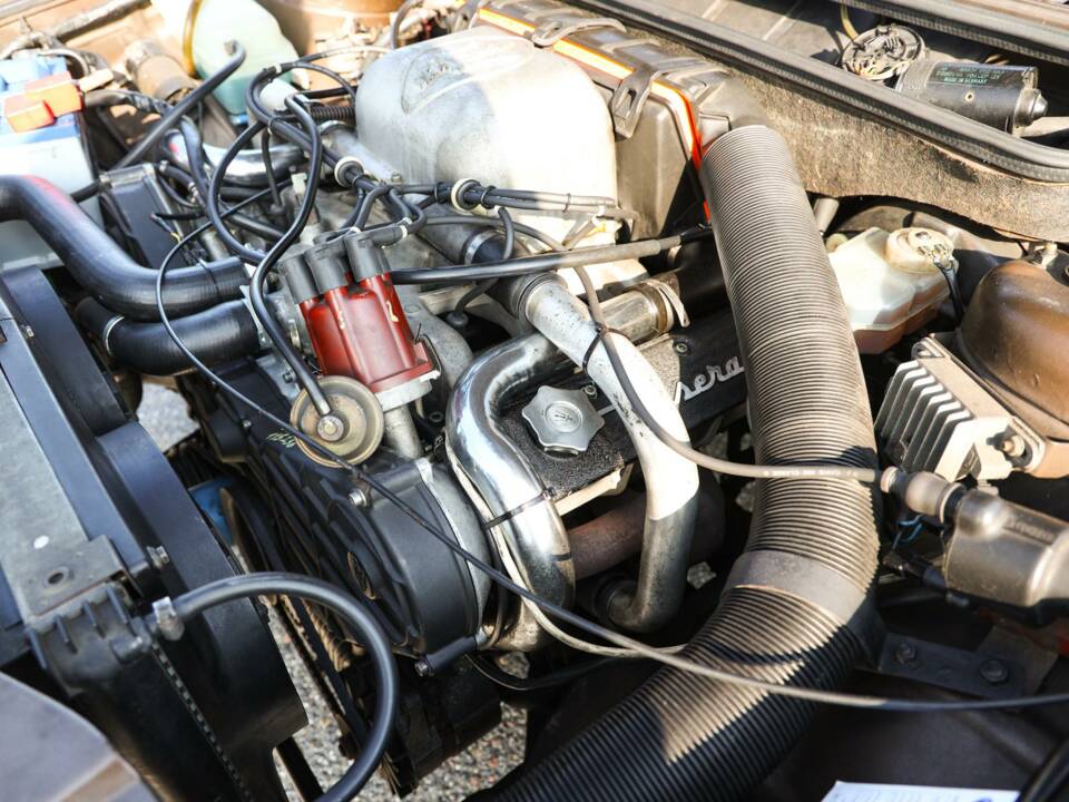 Image 32/81 of Maserati Biturbo 2.0 (1984)
