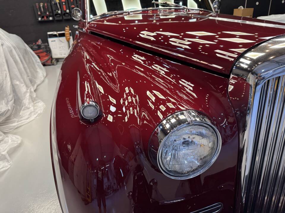 Image 37/81 of Bentley S 1 (1959)