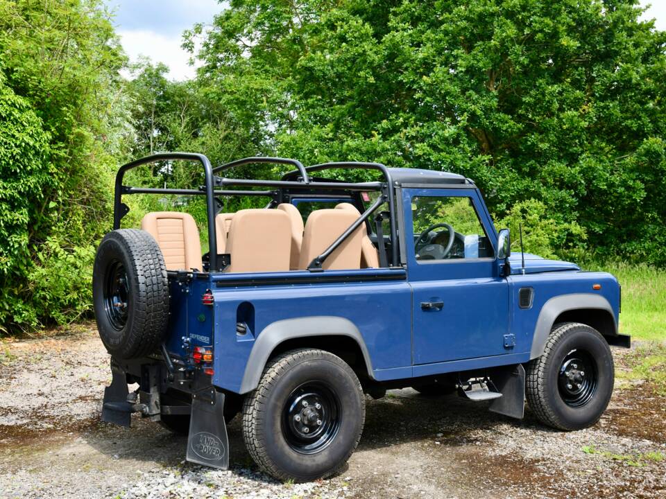 Immagine 5/18 di Land Rover Defender 90 TD4 (2010)