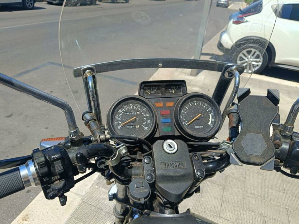Image 6/37 of Yamaha XZ 550 (1985)
