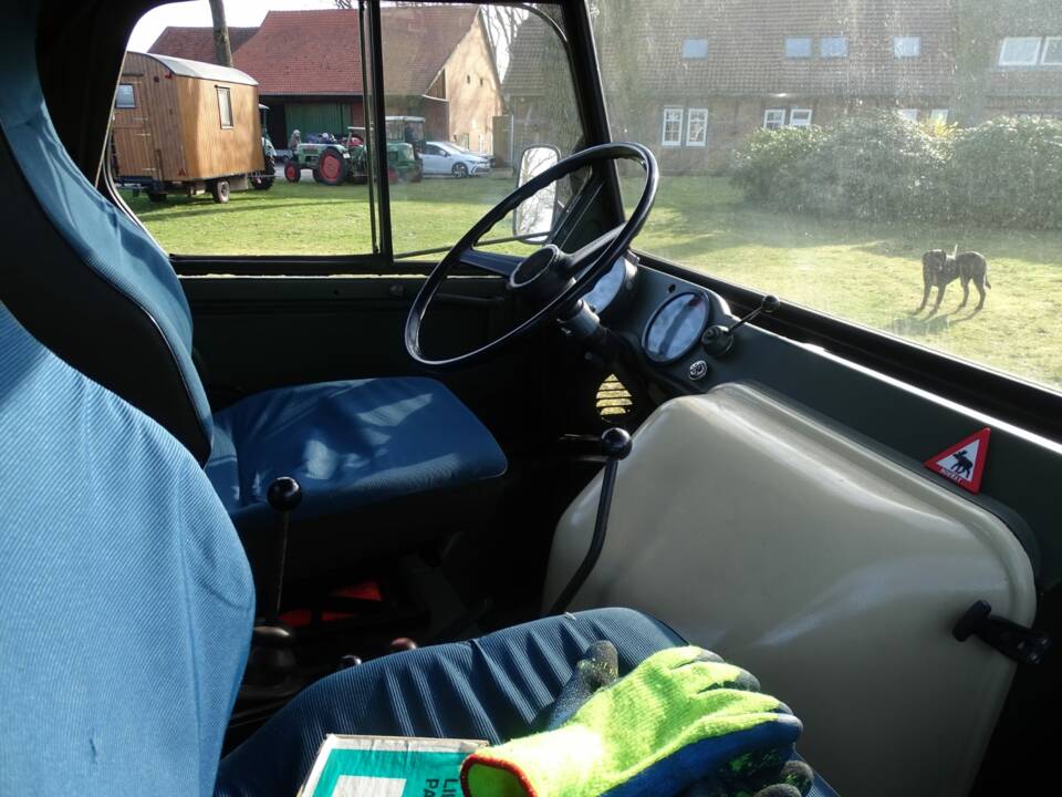 Bild 5/6 von Mercedes-Benz Unimog U52 (1983)