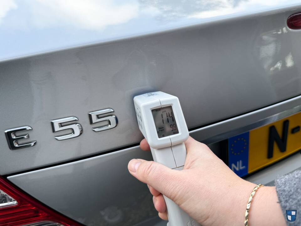 Image 69/72 of Mercedes-Benz E 55 AMG (2002)