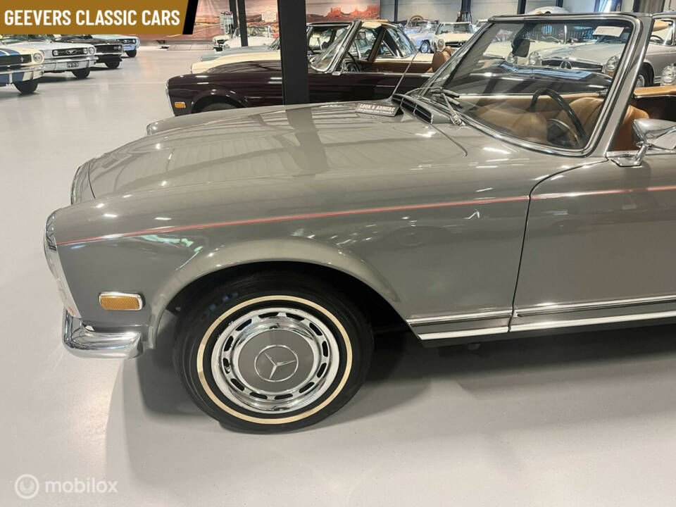 Immagine 11/33 di Mercedes-Benz 280 SL (1968)