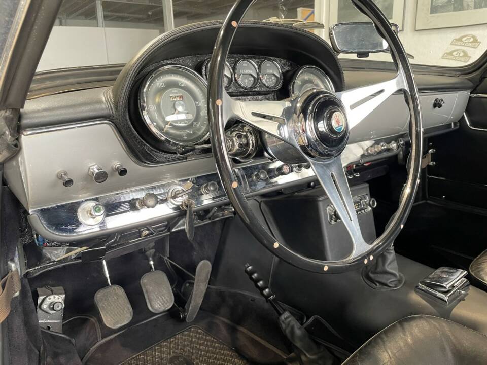 Afbeelding 12/16 van Maserati 3500 GTI Spyder Vignale (1962)