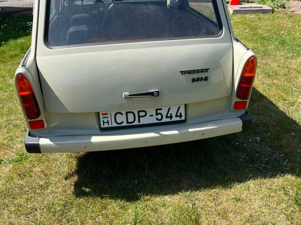 Immagine 6/10 di Trabant 601 Universal (1984)
