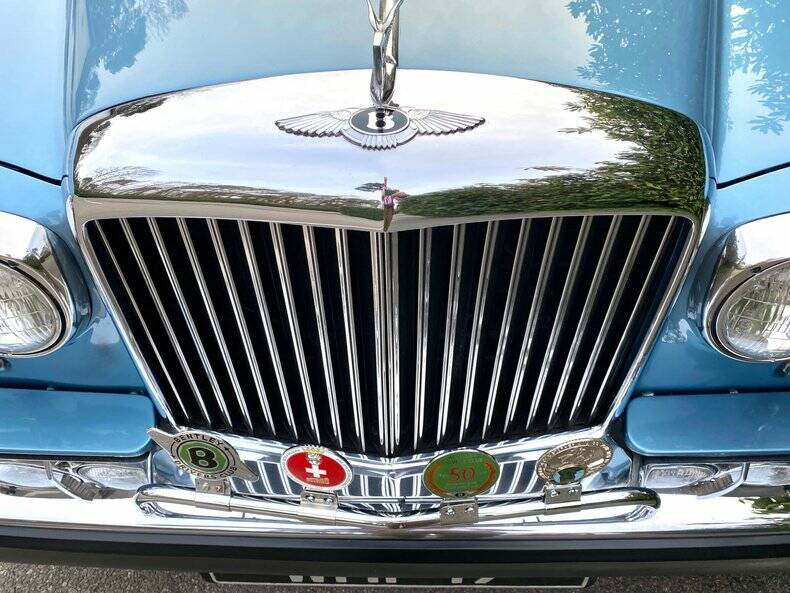 Image 30/50 of Bentley T 2 (1980)