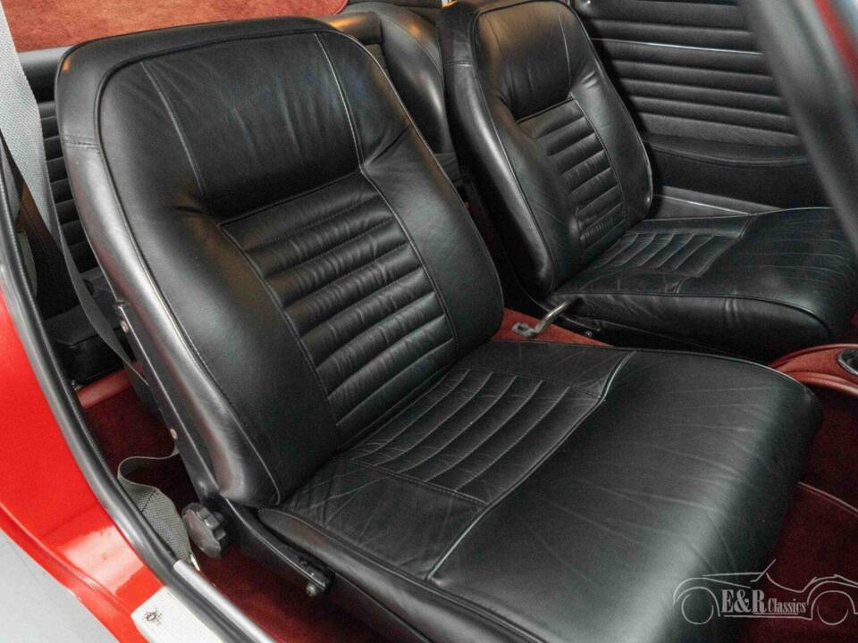 Image 8/19 of Volvo 1800 S (1967)