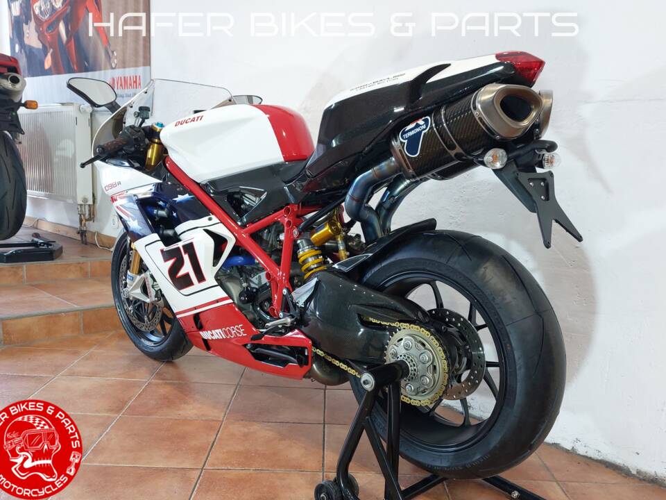 Bild 11/56 von Ducati 1098 R (2009)