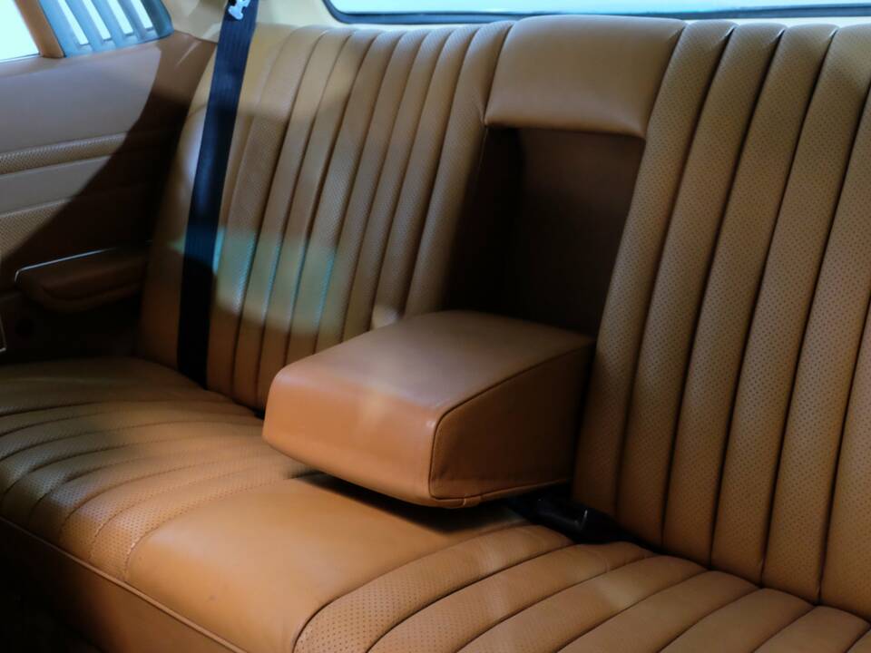 Bild 19/29 von Mercedes-Benz 500 SLC (1980)