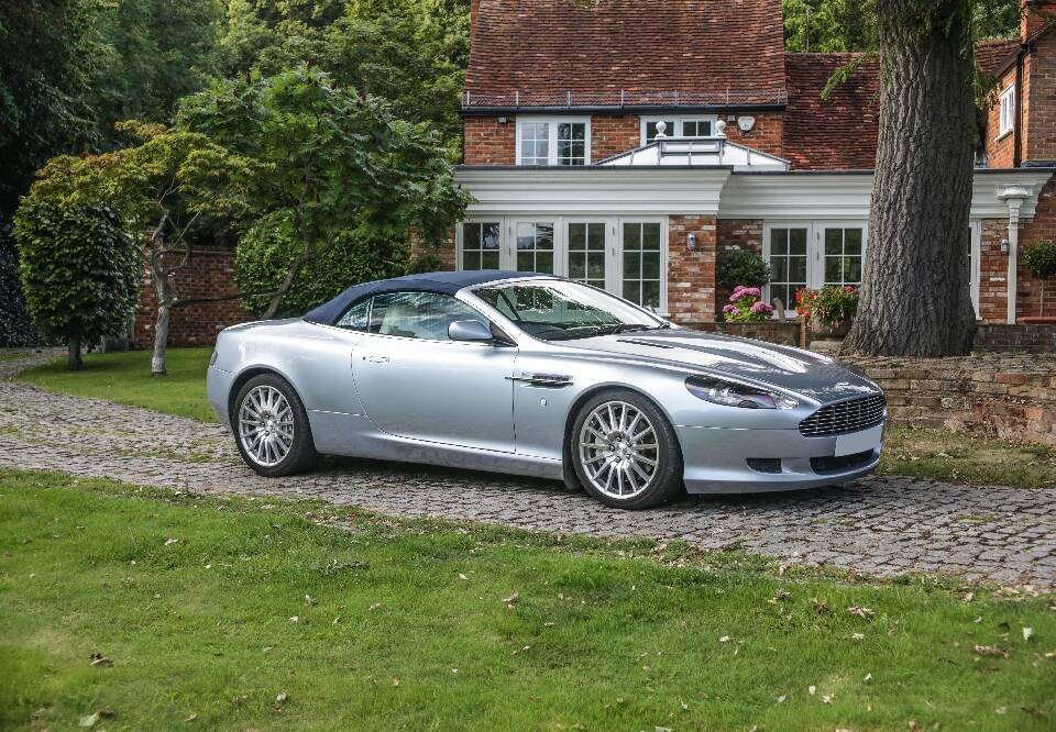 Bild 22/30 von Aston Martin DB 9 Volante (2006)