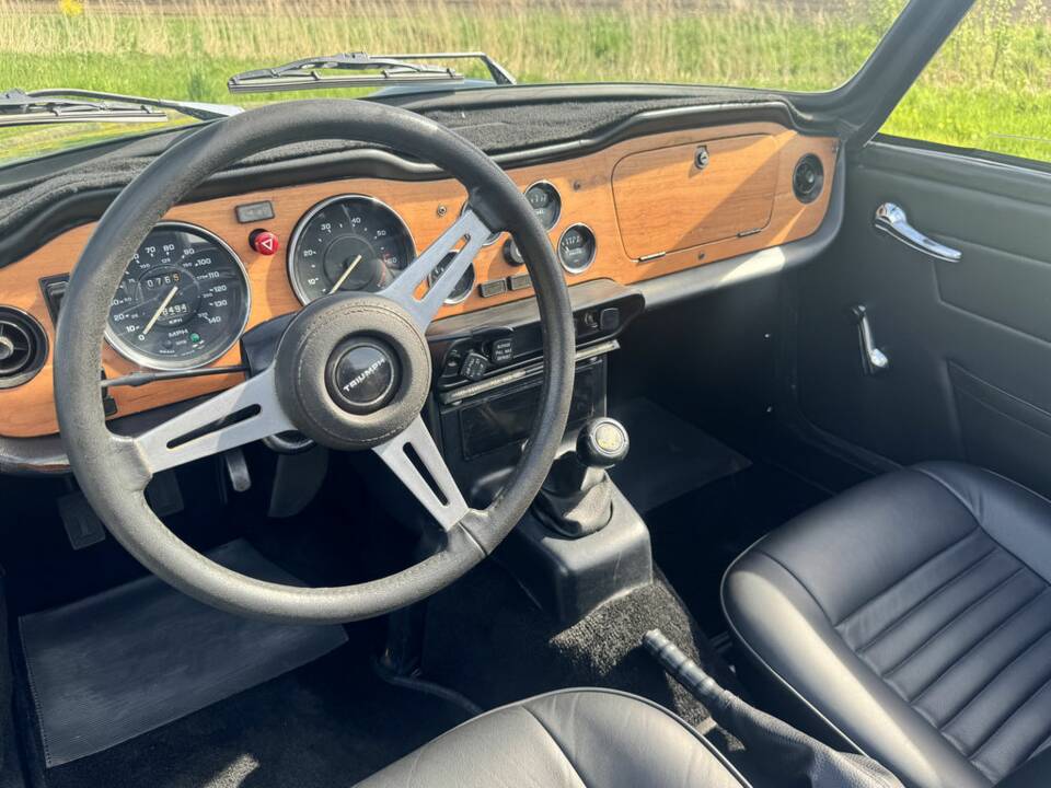 Immagine 2/8 di Triumph TR 6 (1976)