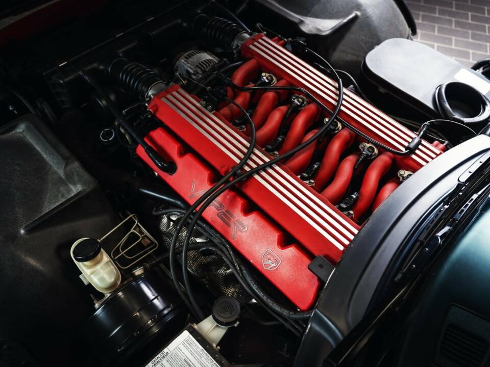 Image 11/15 of Dodge Viper RT/10 (1994)