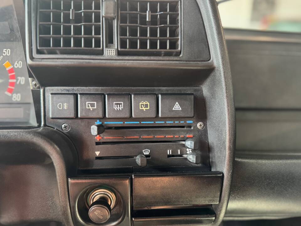 Bild 30/36 von SEAT Fura (1983)