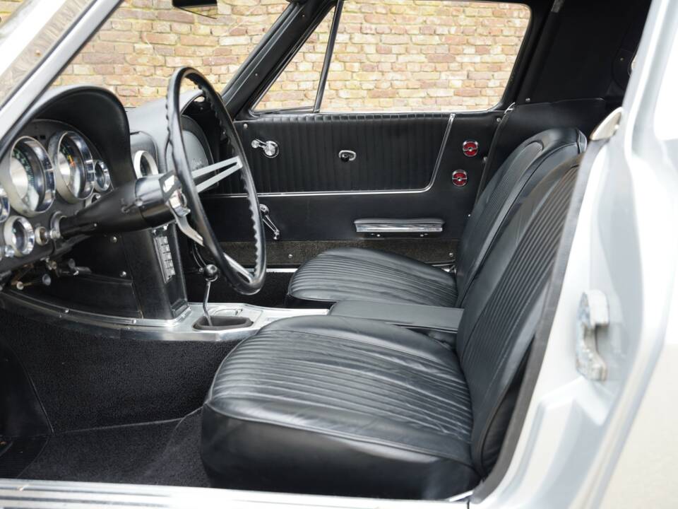 Image 3/50 of Chevrolet Corvette Sting Ray (1963)