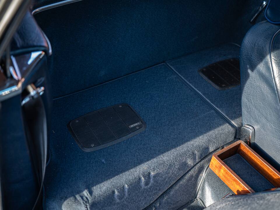 Bild 37/69 von Mercedes-Benz 230 SL (1967)