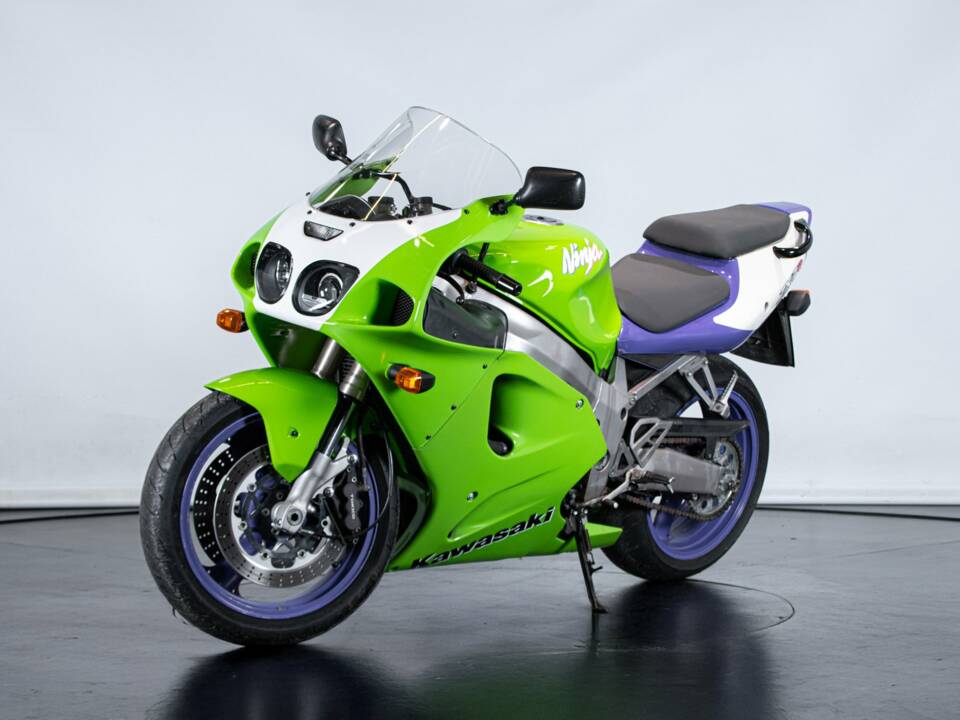 Imagen 7/50 de Kawasaki DUMMY (1996)