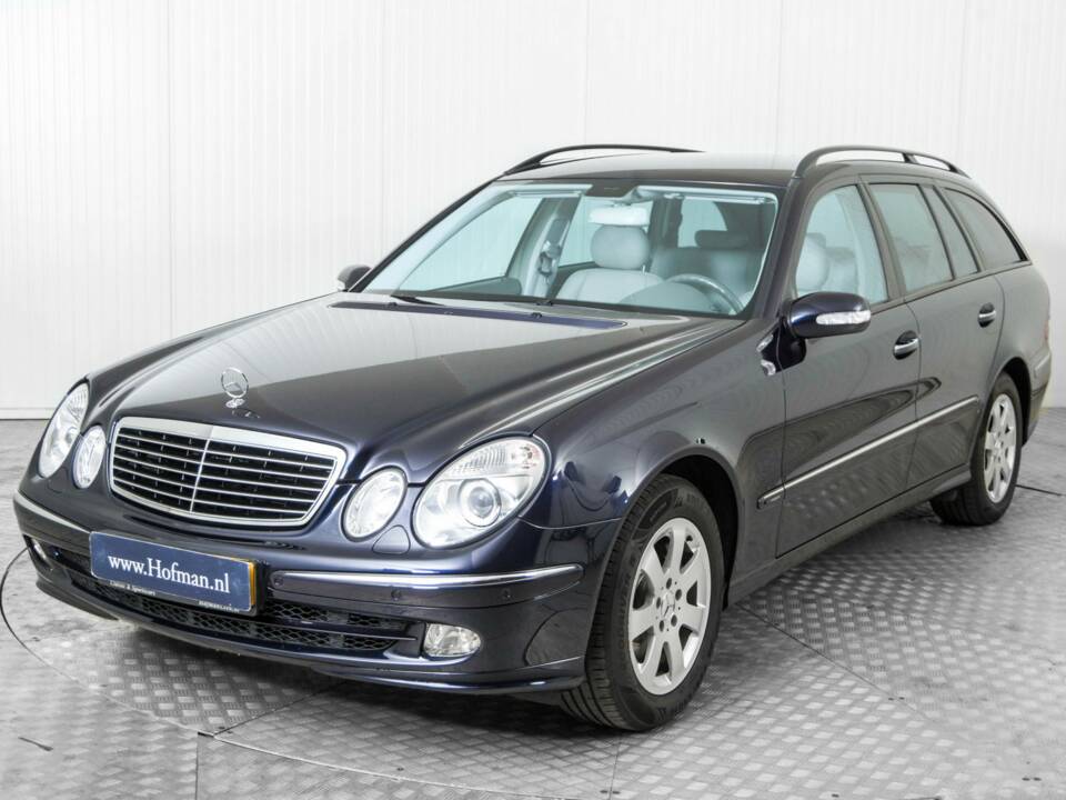 Bild 18/50 von Mercedes-Benz E 320 T 4MATIC (2004)