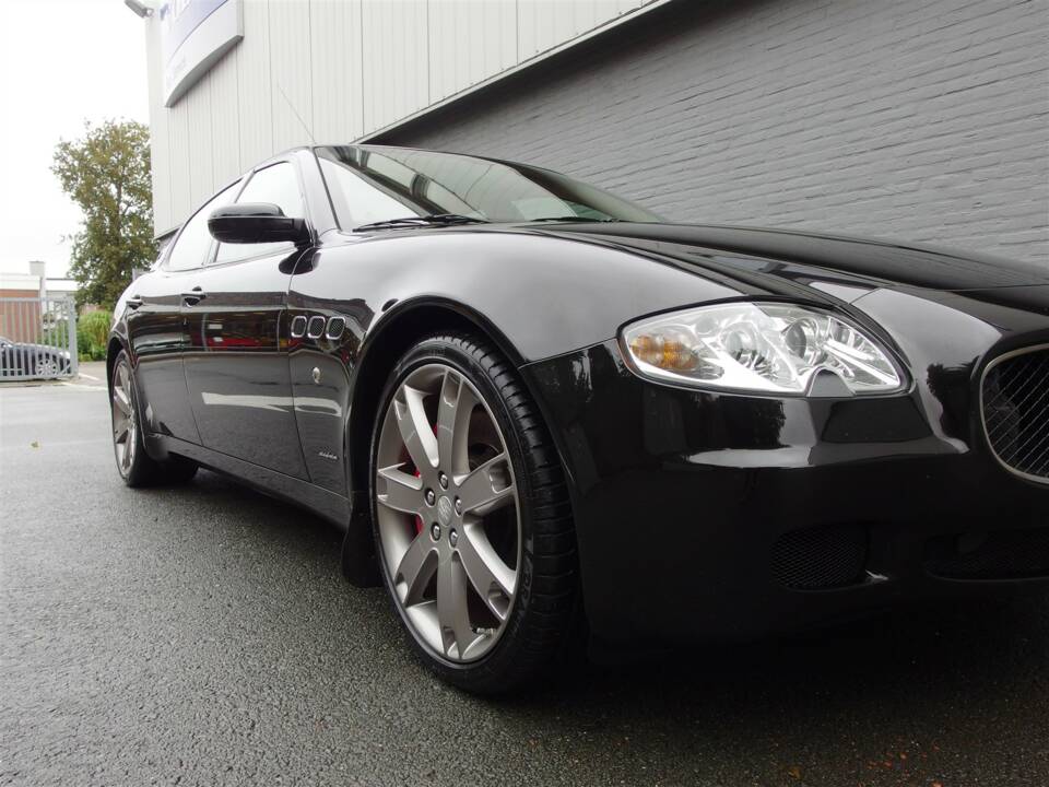 Imagen 21/92 de Maserati Quattroporte 4.2 (2008)