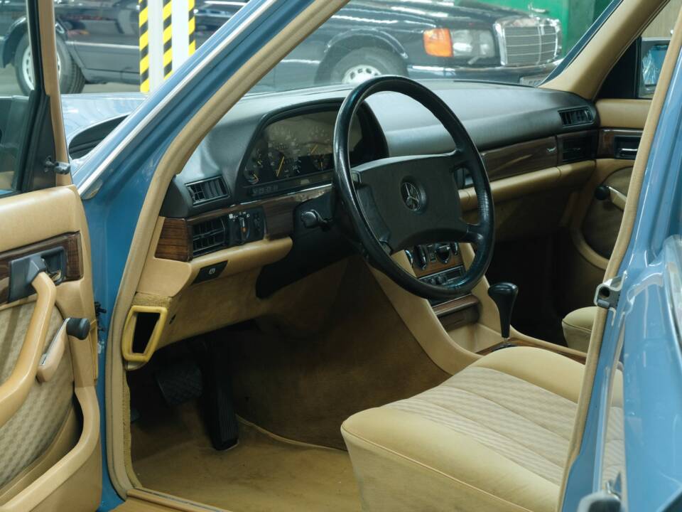Bild 47/50 von Mercedes-Benz 280 SE (1983)