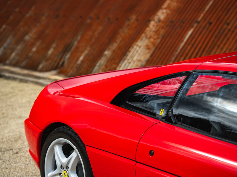 Image 30/35 de Ferrari F 355 GTS (1996)