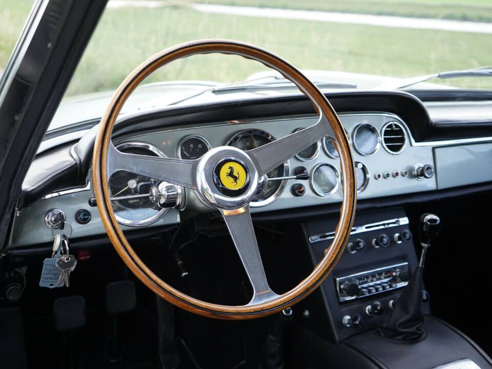 Afbeelding 41/72 van Ferrari 250 GTE (1962)