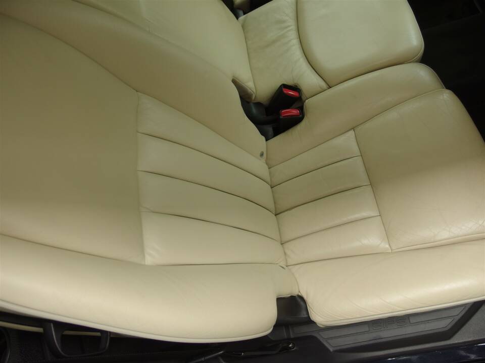 Bild 42/97 von Volvo XC90 V8 (2005)