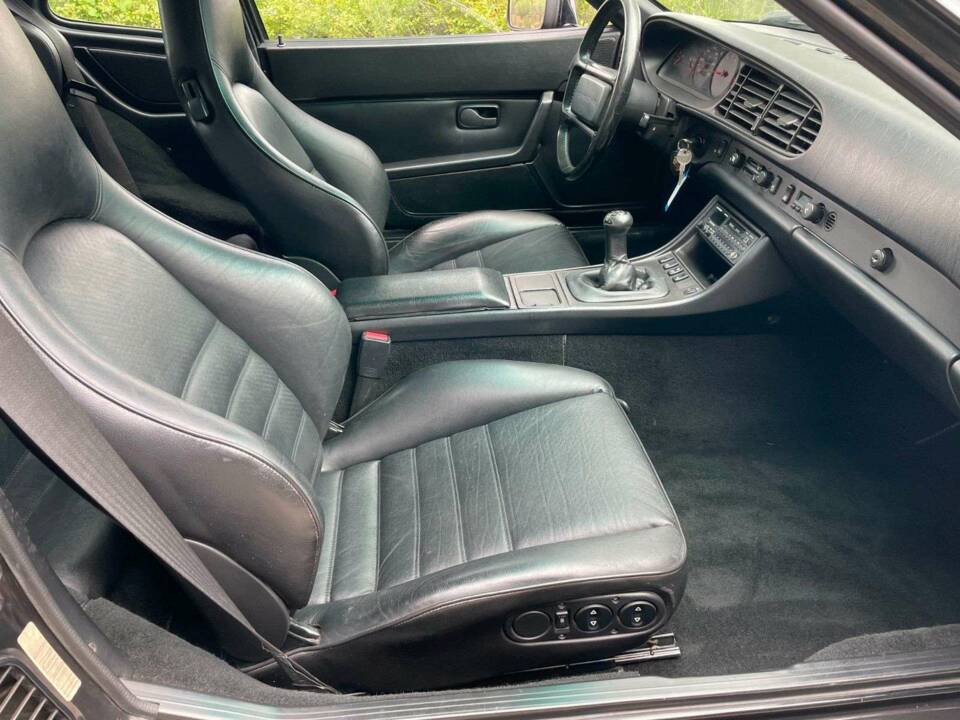Image 14/20 of Porsche 944 S2 (1991)