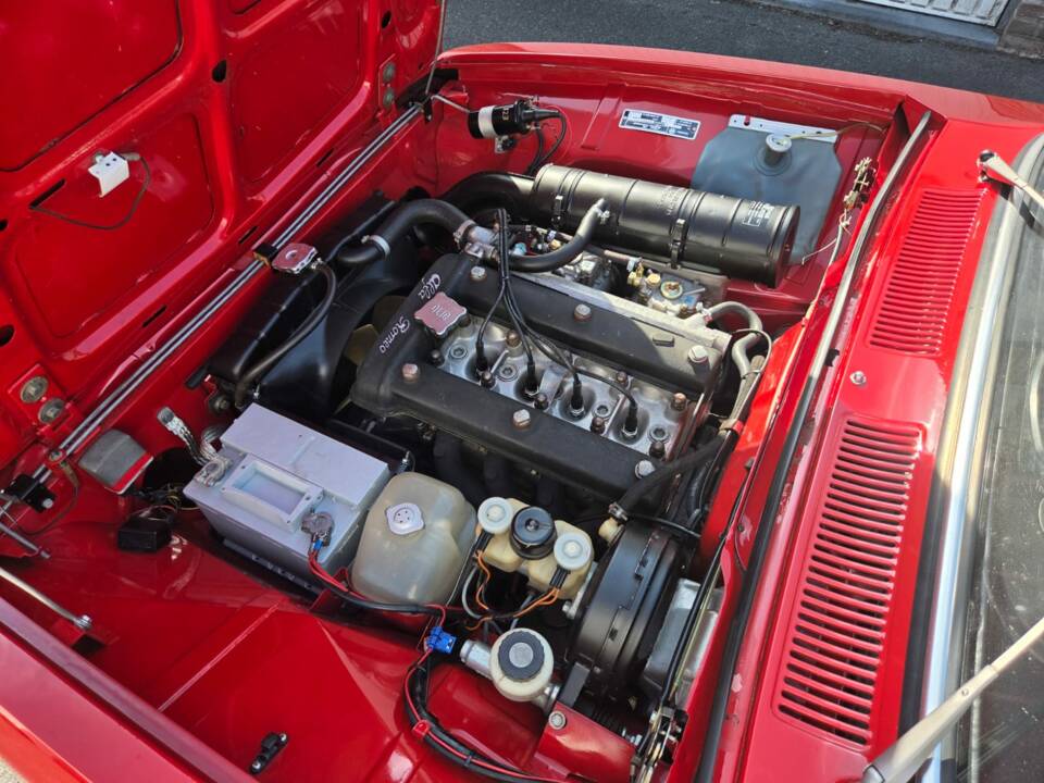 Image 24/50 of Alfa Romeo 2000 Berlina (1973)