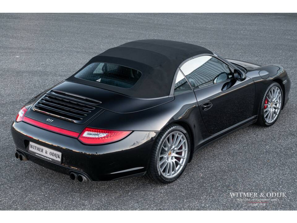 Image 8/37 of Porsche 911 Carrera 4S (2009)