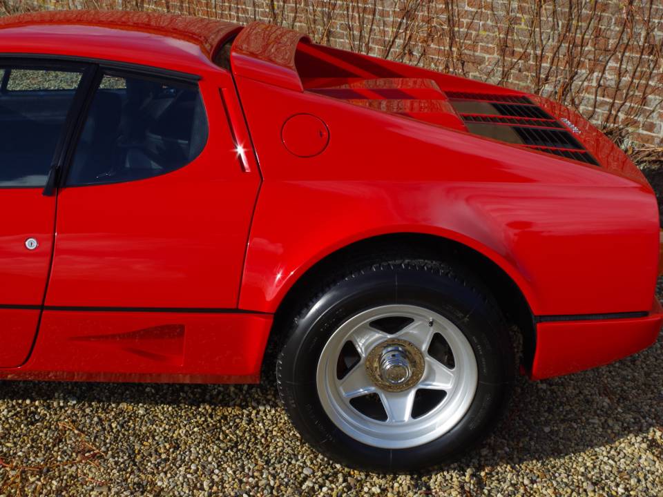 Image 35/50 de Ferrari 512 BBi (1984)
