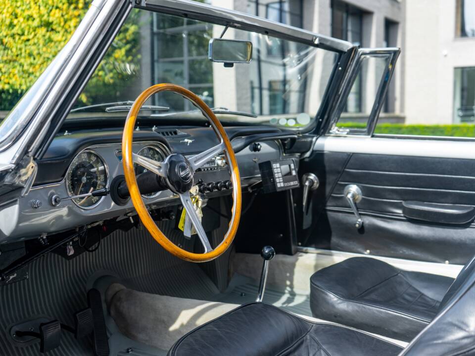 Immagine 14/31 di Lancia Flaminia GT 3C 2.5 Convertible (1963)