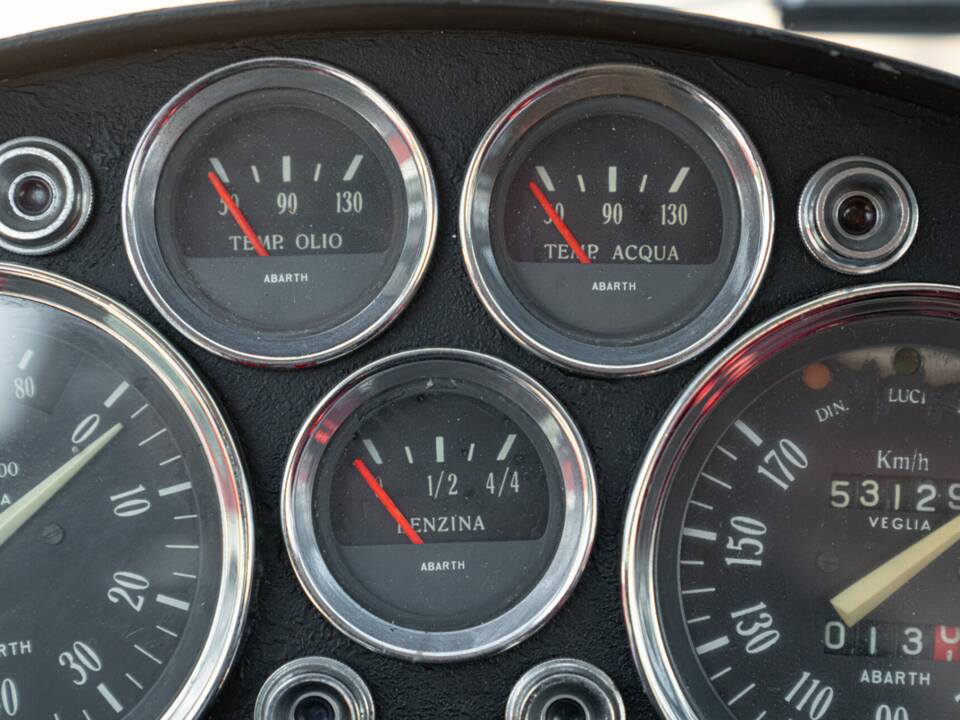 Bild 35/44 von Abarth Fiat 850 TC (1963)