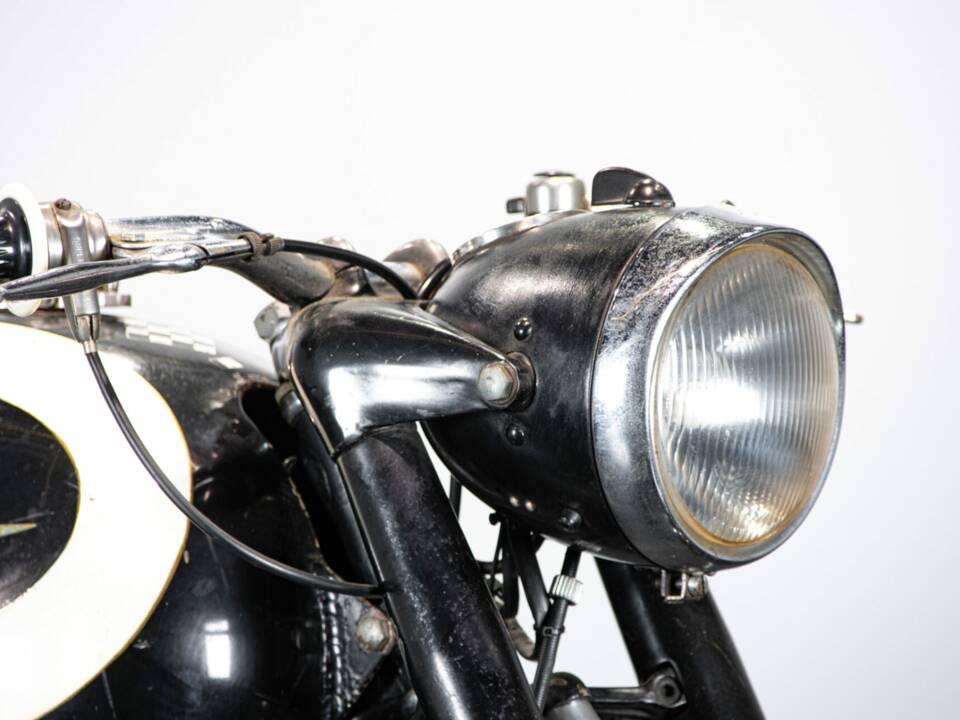 Immagine 33/50 di MV Agusta 125 TR (1958)