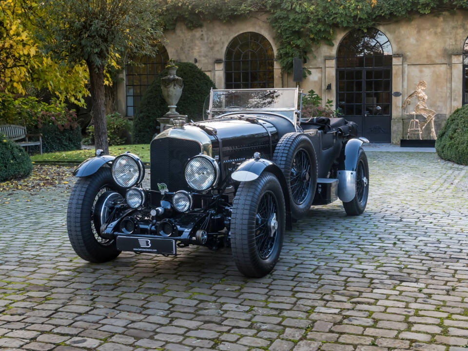 Image 3/43 of Bentley Speed Eight (1949)