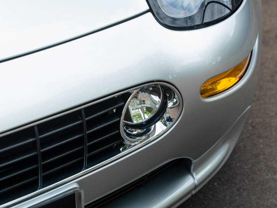 Image 47/53 of BMW Z8 (2001)