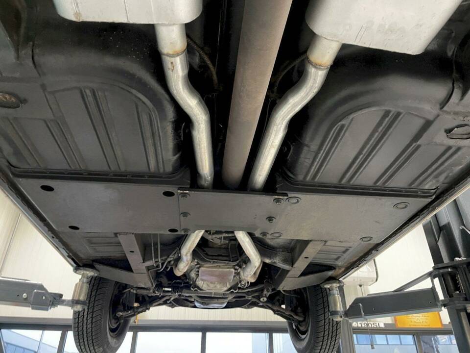 Bild 29/34 von Ford Mustang GT (1965)