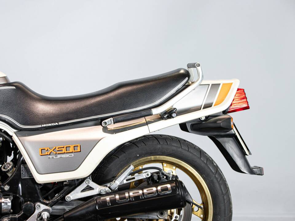 Image 18/50 of Honda CX 500 Turbo (1982)