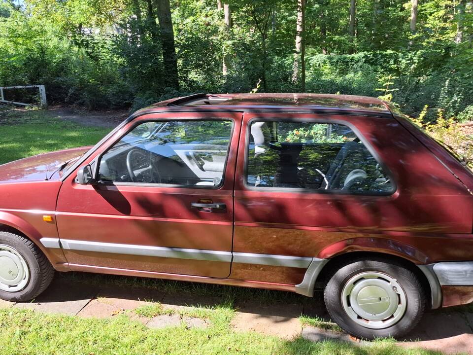 Image 2/9 of Volkswagen Golf Mk II 1.6 (1991)