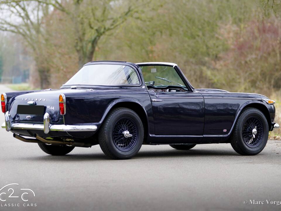 Image 39/45 of Triumph TR 4A (1966)