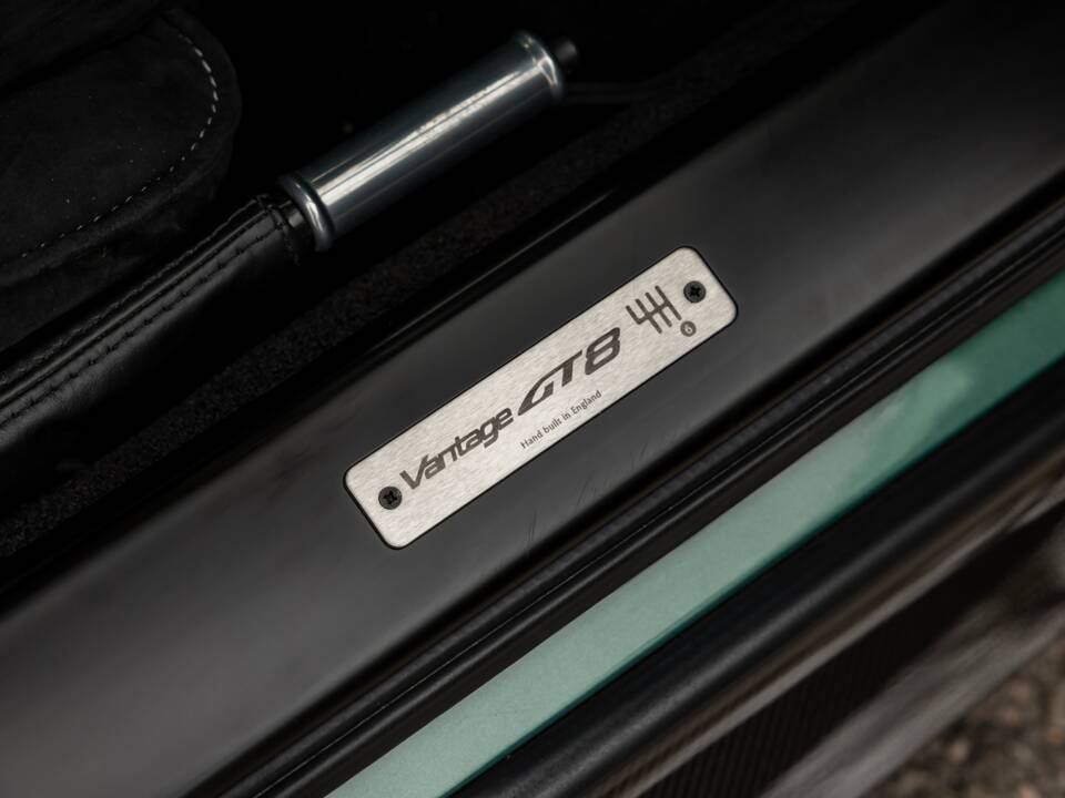 Image 9/65 de Aston Martin Vantage GT8 (2017)