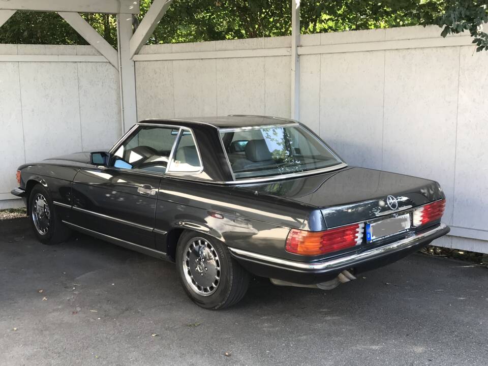 Image 3/13 de Mercedes-Benz 560 SL (1988)