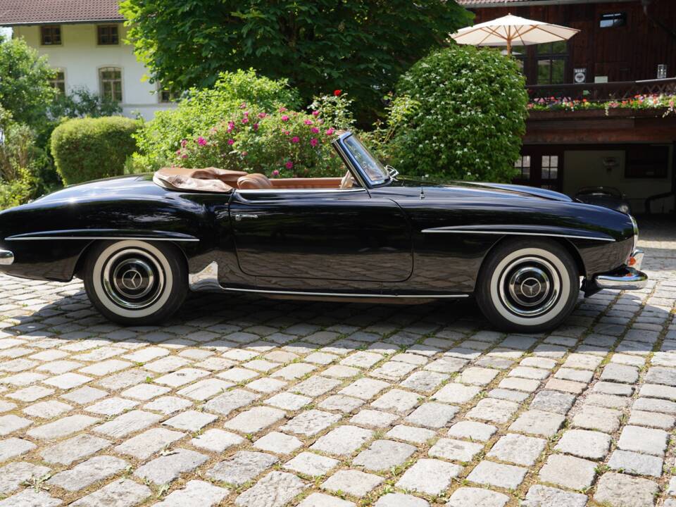 Afbeelding 7/10 van Mercedes-Benz 190 SL (1959)