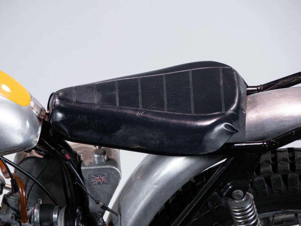 Bild 31/50 von BSA C 15 Scrambler (1963)