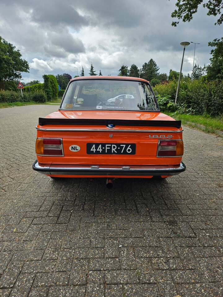 Imagen 4/10 de BMW 1802 (1975)