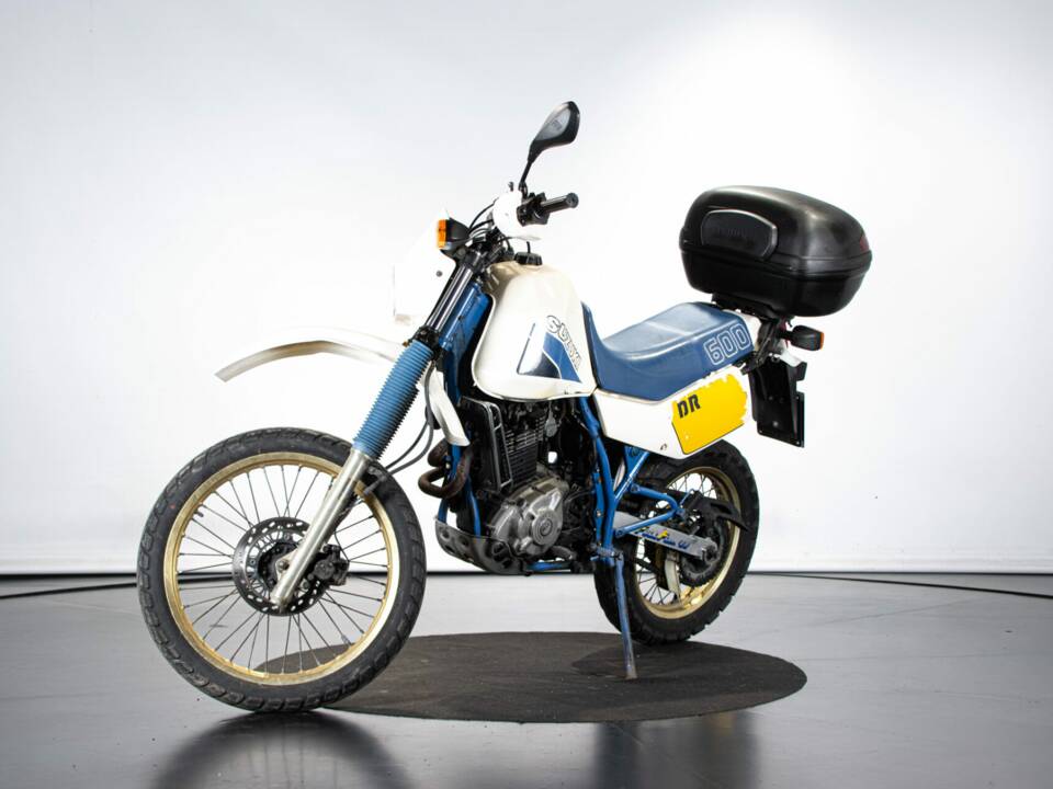 Bild 8/50 von Suzuki DR 600 S (1986)