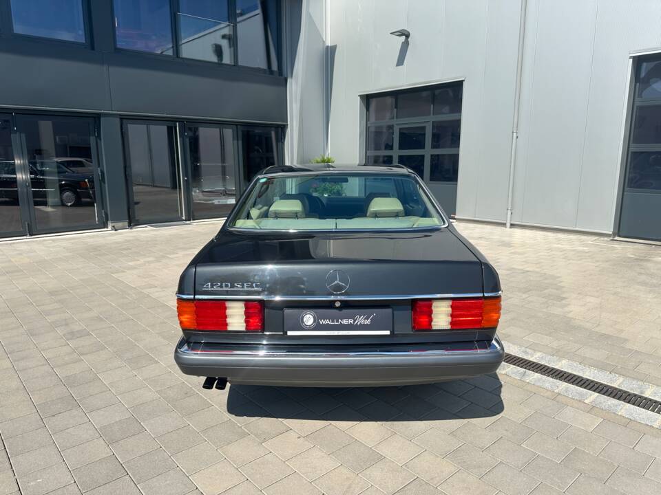 Image 10/30 de Mercedes-Benz 420 SEC (1988)