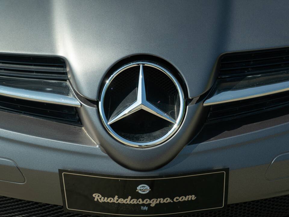 Afbeelding 25/50 van Mercedes-Benz SLK 55 AMG (2005)