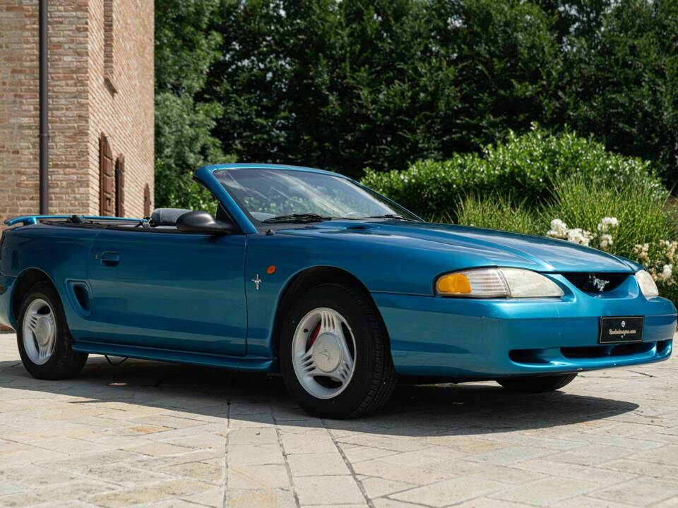 Image 2/50 of Ford Mustang (1994)